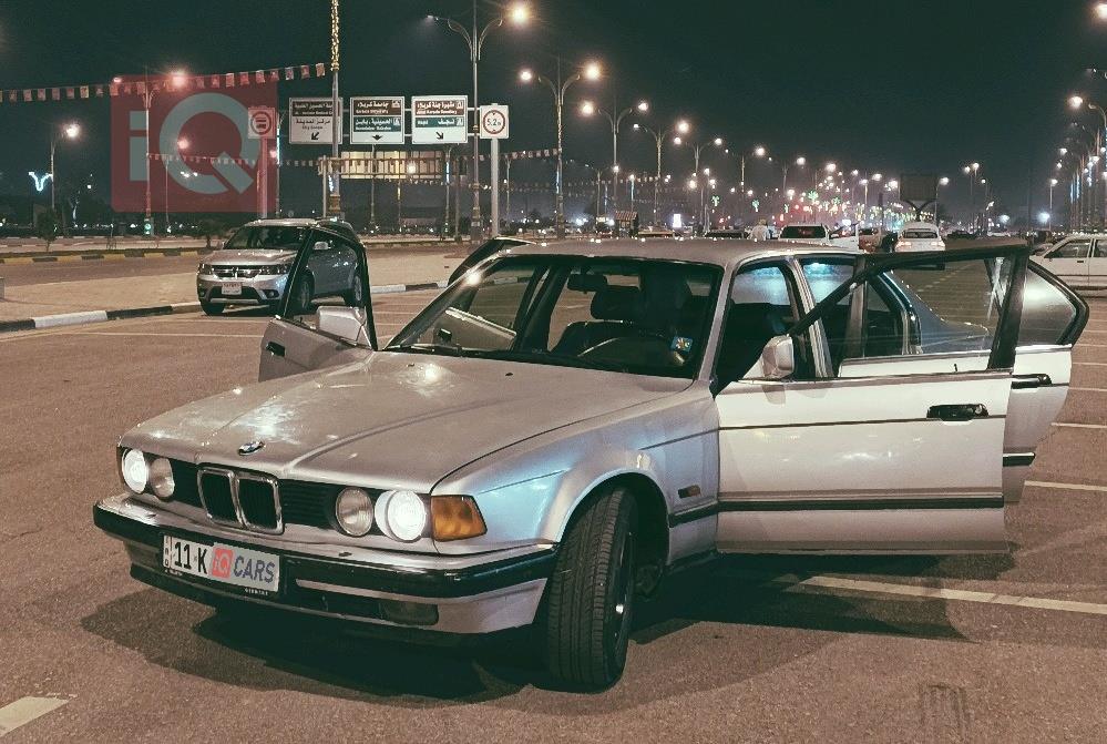 بي ام دبليو الفئة 7